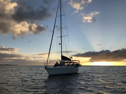 Sunset sailboat in Charlotte Harbor